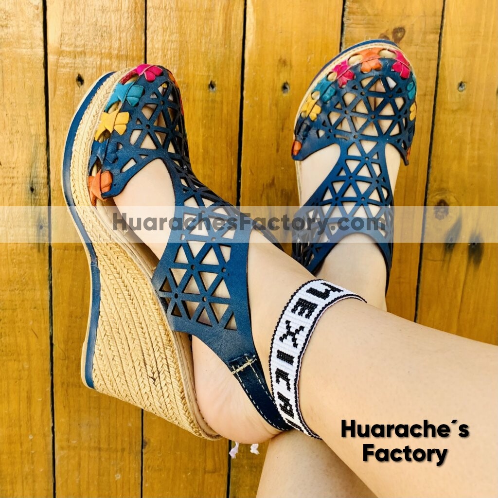 zj00321 Huarache artesanal laser plataforma mujer piel azul mayoreo fabricante calzado zapatos proveedor sandalias taller maquilador (1)