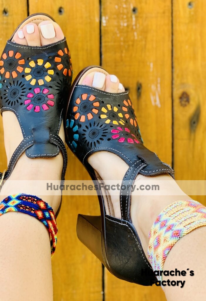 zs00566 Plataforma Artesanales Color Negro Laser De Tacon Mujer De Piel Sahuayo Michoacan mayoreo fabricante de calzado zapatos taller maquilador (1)