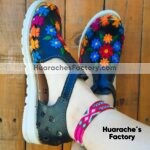 zs00862 Huaraches artesanales color negro tejido multicolor bordado de flores de piso mujer mayoreo fabricante calzado zapatos proveedor sandalias taller maquilador (1)