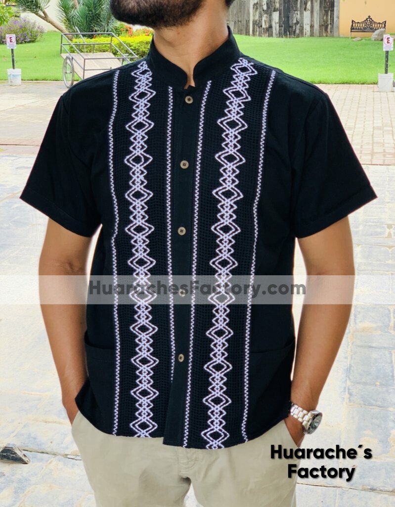 Camisa guayabera de manta color negro artesanal mexicano para hombre en Chiapas mayoreo fabrica - Huarache´s Factory