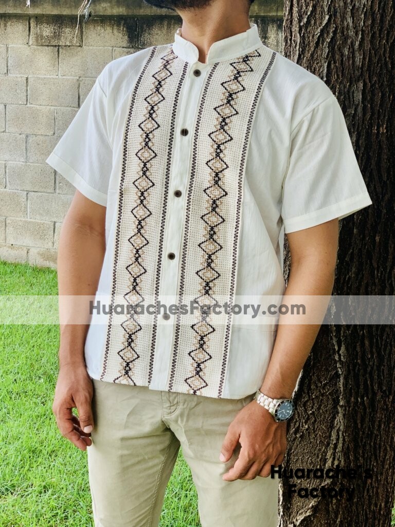 rj00633 Camisa guayabera de manta color beige artesanal mexicano hombre hecho en mayoreo fabrica - Huarache´s Factory