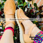 zj00875 Huaraches artesanales color tan troquel diseño de tulipan de piso mujer mayoreo fabricante calzado zapatos proveedor sandalias taller maquilador