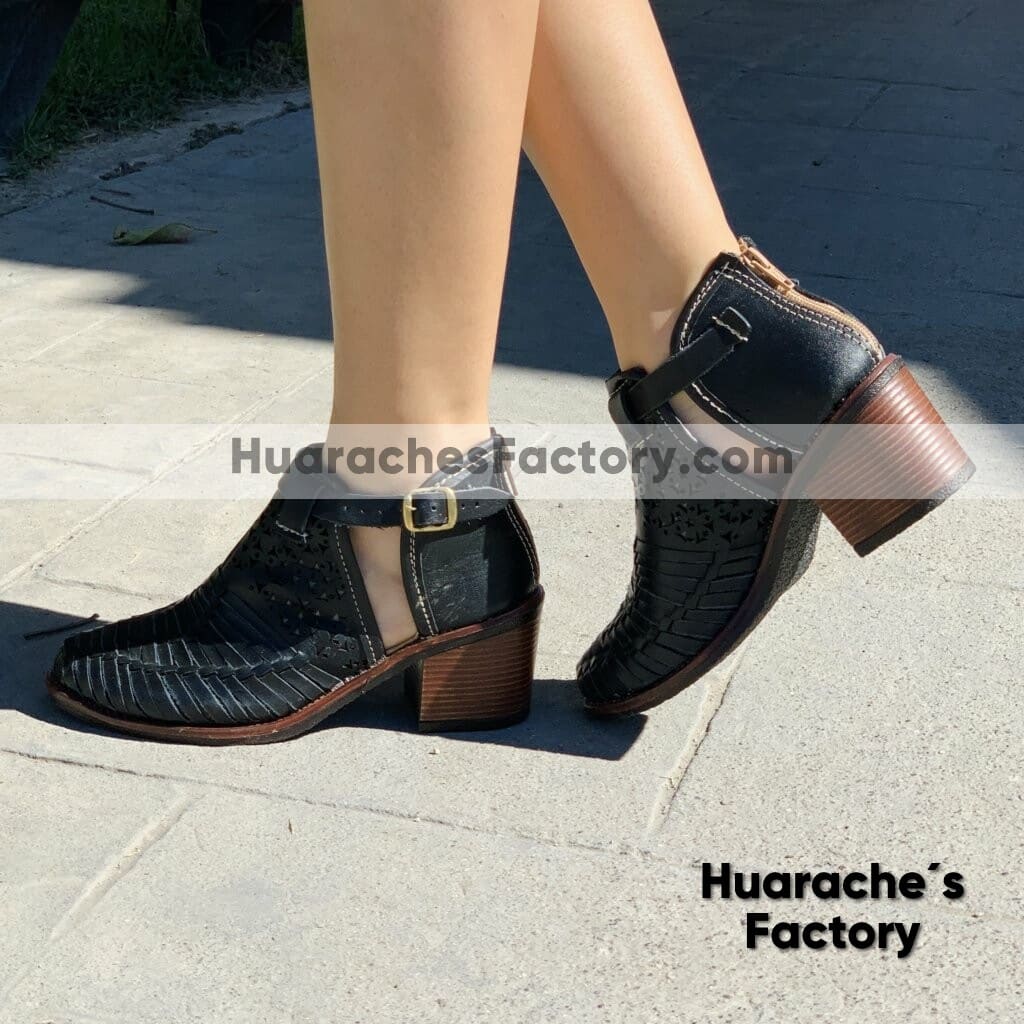 zs01043 Botines Mexicanos Artesanales Mujer Color Negro De Piel Con altura de tacon 5cm aprox Hecho En Sahuayo Michoacanmayoreo fabricante calzado zapatos proveedor(2)